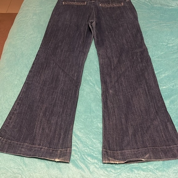 Old Navy Diva Wide Leg Flare Bootcut Jeans women’s size 10 wide cuff distressed - Picture 13 of 14